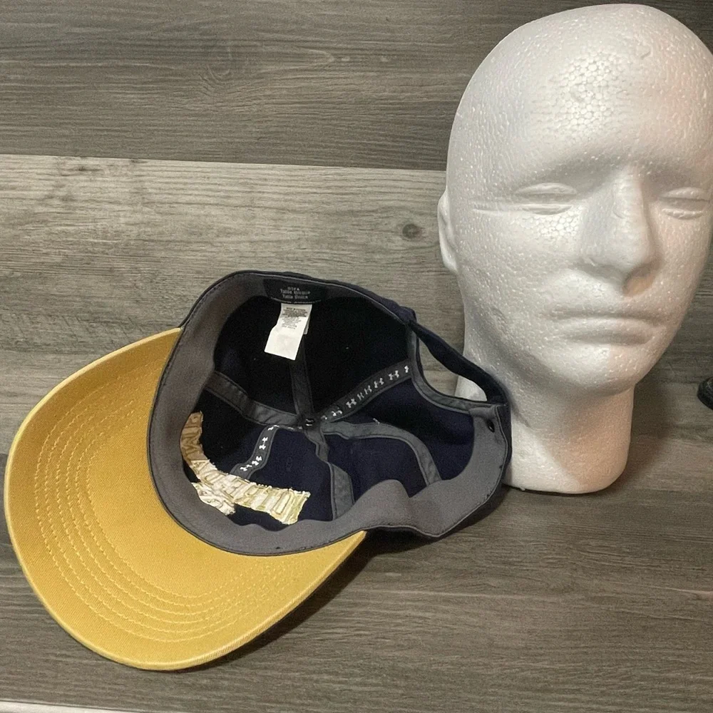 NWT Under Armour Mens Notre Dame Basketball Hat Navy Blue One Size Fits All